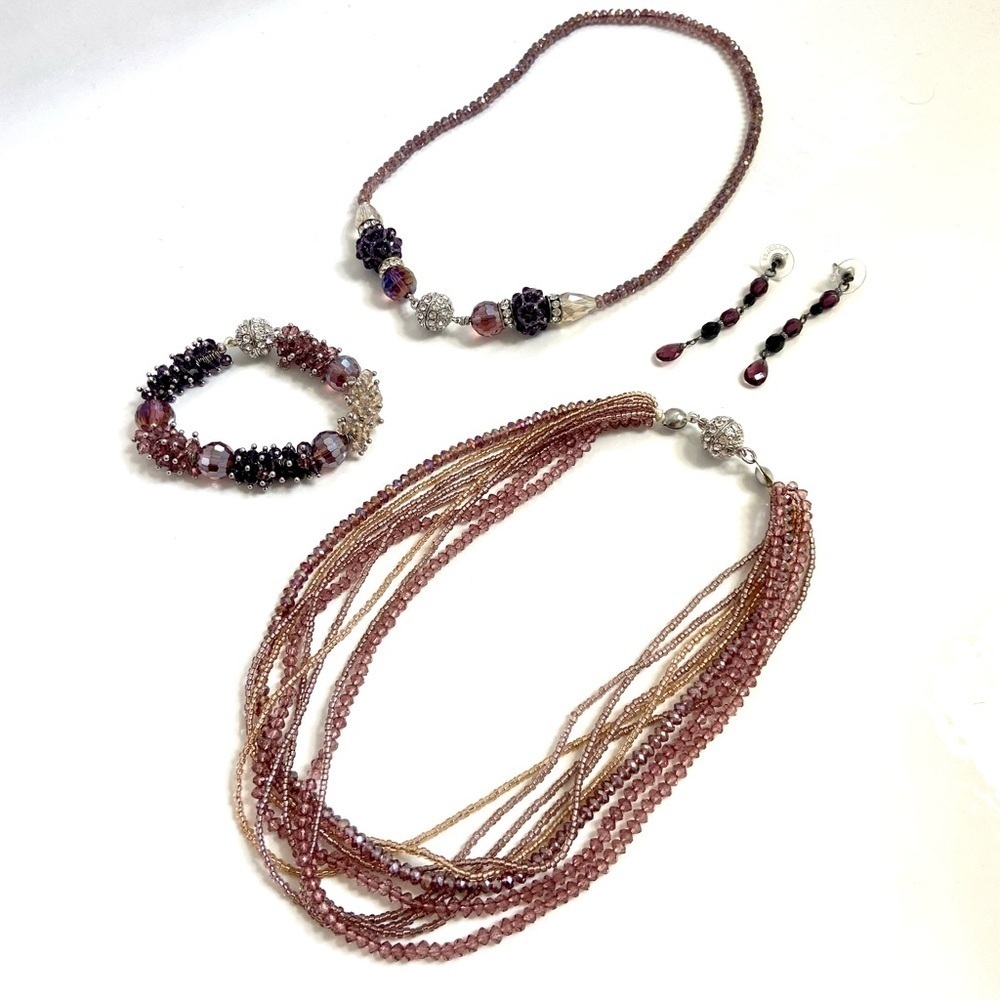 Magnetic jeweled necklace, earring & bracelet set